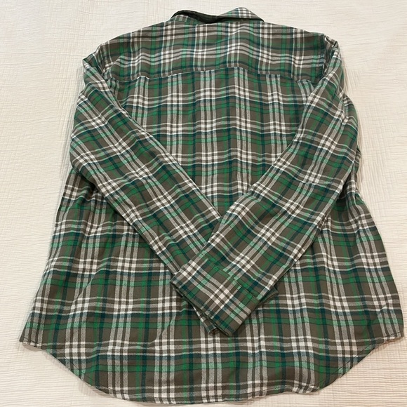 Pact Caper Plaid Flannel Organic Cotton Shirt sz Medium - Picture 8 of 8